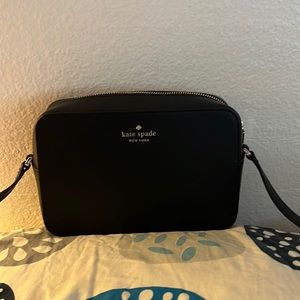 Gently used Kate spade crossbody bag